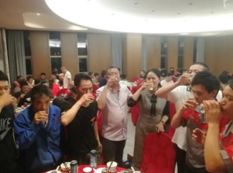 歐拉姆閥門“雙節(jié)同慶賀，歡樂一家親”員工歡聚晚宴圓滿落幕